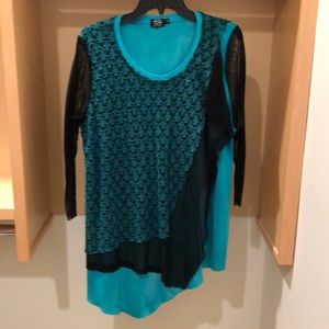 Art Cloth Blue Green Top
